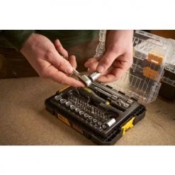 Coffret de 48 outils 1/4'' Stanley STAKBOX M -Clé et douille Soldes AFD 145862