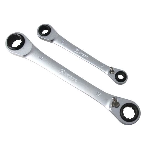 Jeu de 2 clés à cliquet Hanger 4 en 1 1 Jeu de 2 clés à cliquet Hanger 4 en 1